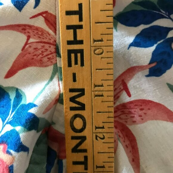 C & C California Shorts Tropical Print Linen Blend Elastic Back Sz 8 Colorful - Picture 11 of 13